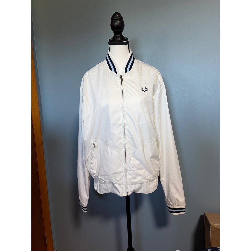 Fred Perry Mens White Bomber Jacket Mesh Lined Zip Windbreaker J2305 Size Medium